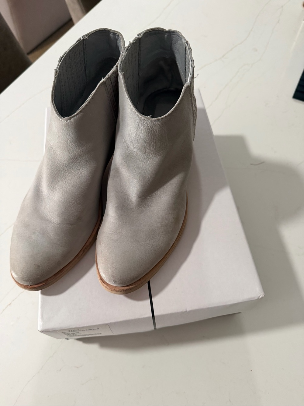 DV by Dolce Vita Ice Blue Gray Leather Ankle Booties